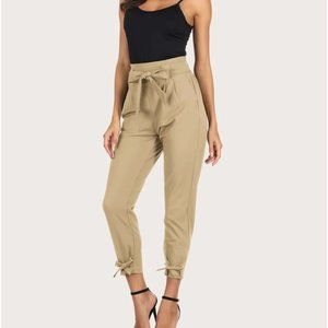 High waisted belt cropped joggers NWT